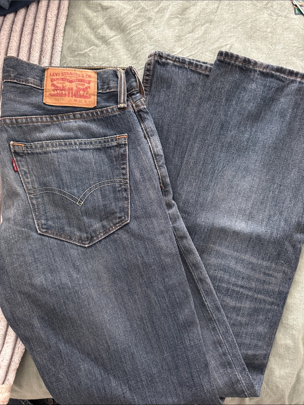 Levi's Men's Bootcut Jeans - Denim Blue Wash